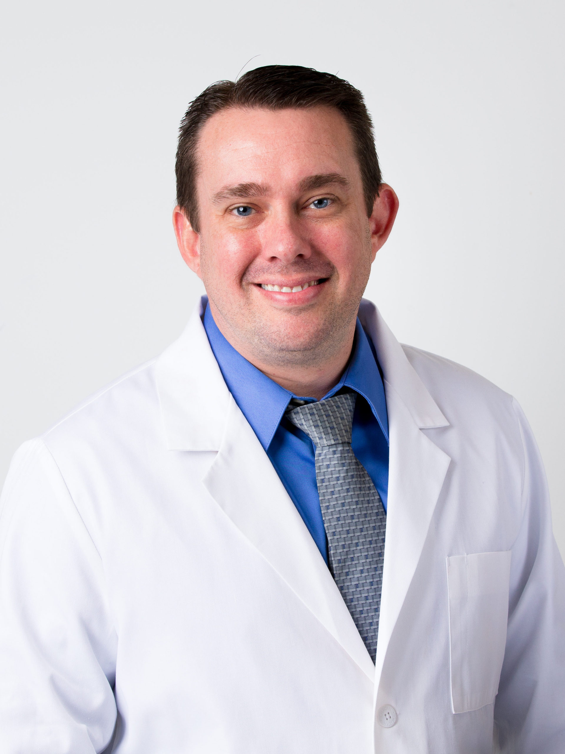 Chase R. Hilton, O.D. Cirujano ocular LASIK Atascocita & Cleveland TX